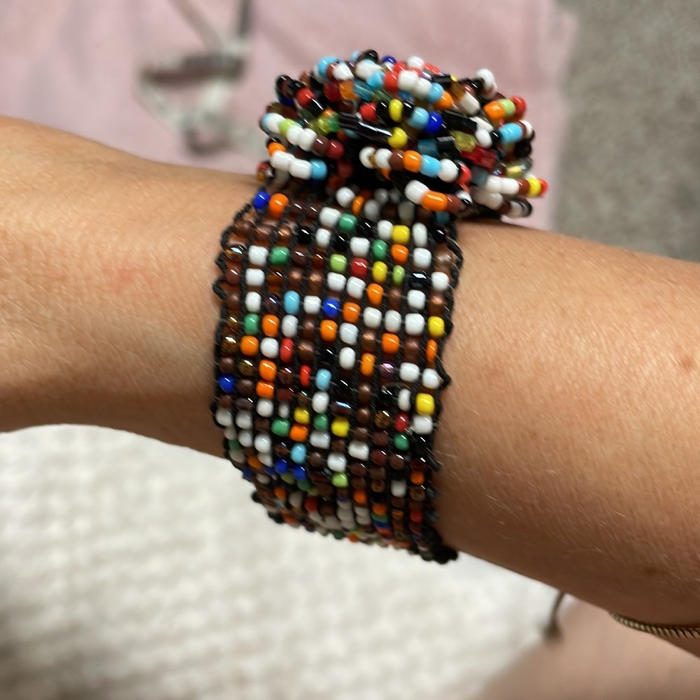 Beaded bracelet - Picture 2 of 5